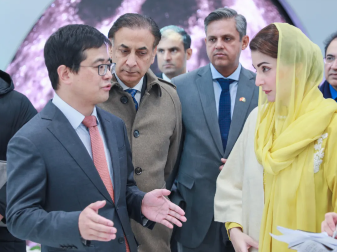 New_China-Pakistan_cooperation_progression,_Punjab_Province_Pakistan_signing_a_memorandum_of_understanding_on_cooperation_with_Hygea_Medical_02.png